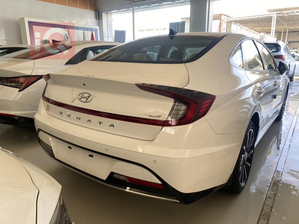 هیوندای سۆناتا
